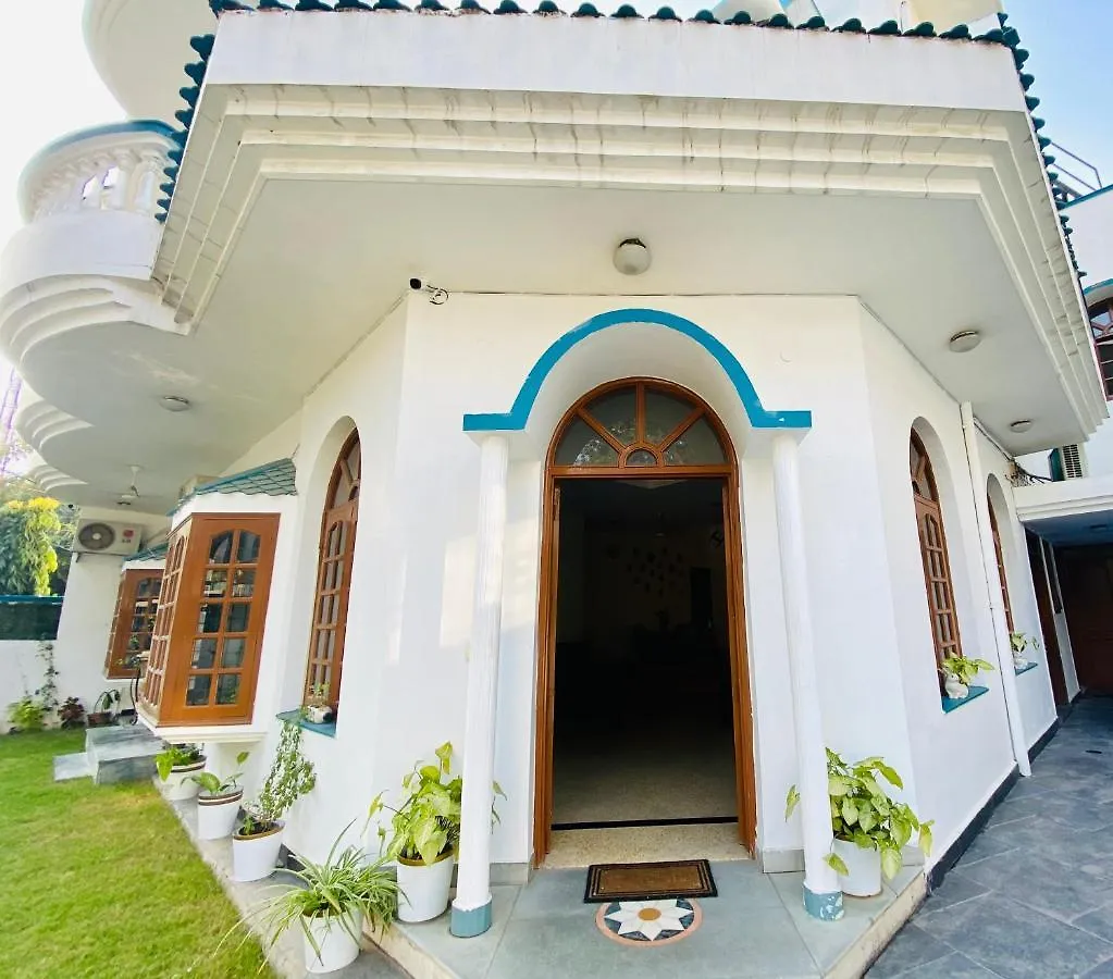 Roshani Pool Villa Gurgaon - 7Br #Privatepool #Villa #Bungalow #Garden #Staycation