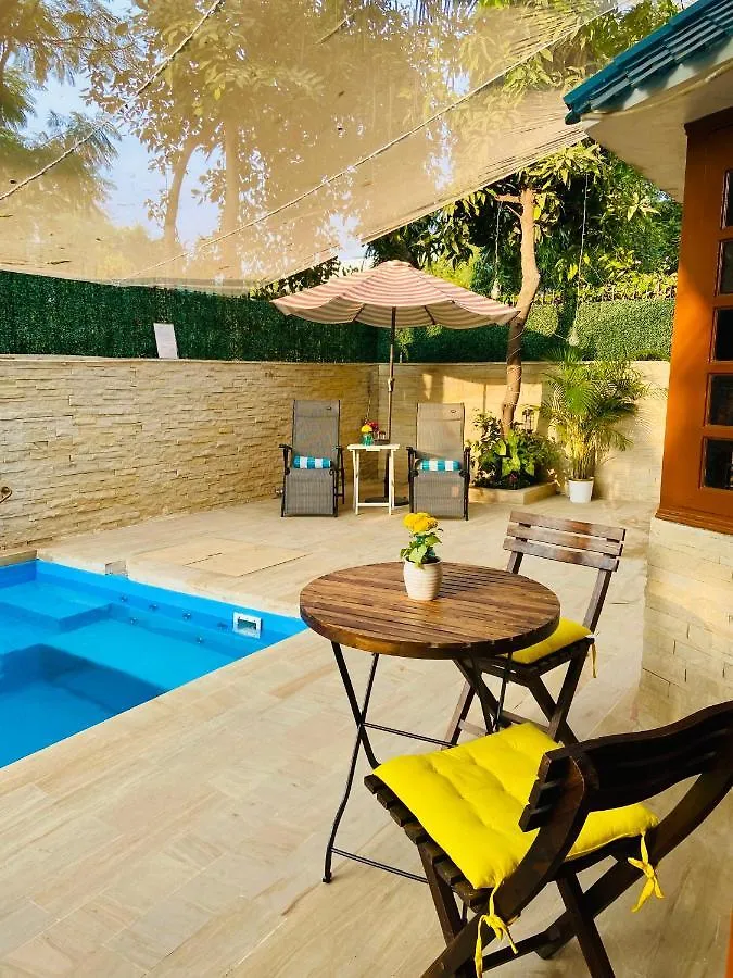 Roshani Pool Villa Gurgaon - 7Br #Privatepool #Villa #Bungalow #Garden #Staycation